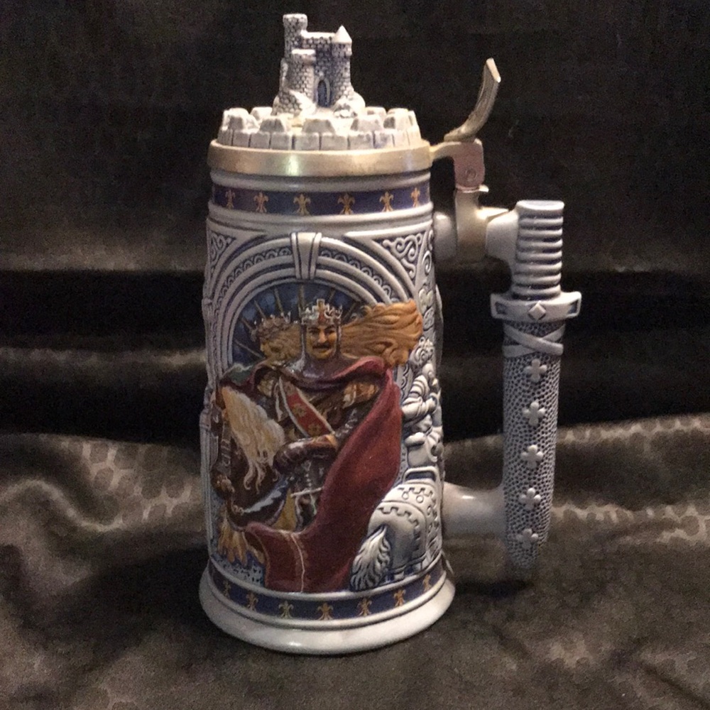 Avon Knights of the Realm Stein